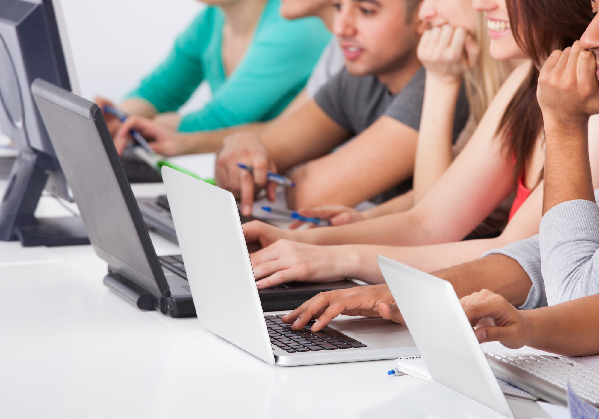 Diploma in Windows Application (DWA): A Comprehensive 4-Month Program